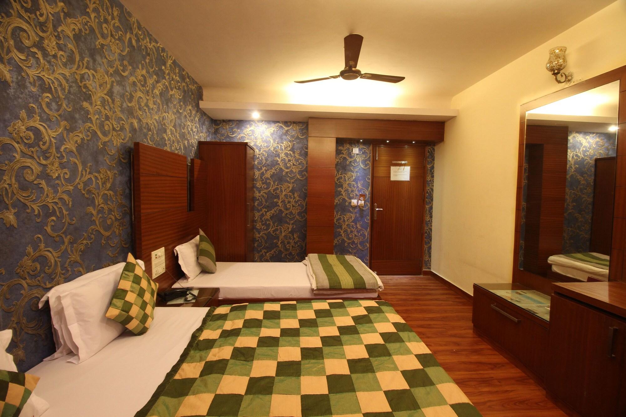 Hotel Vanson Villa - Near Connaught Place Neu-Delhi Exterior foto